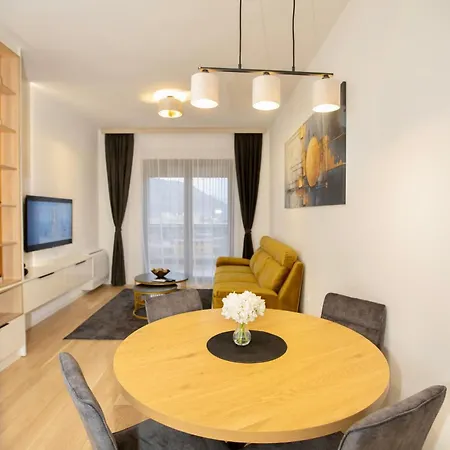 Avenija Apartment *